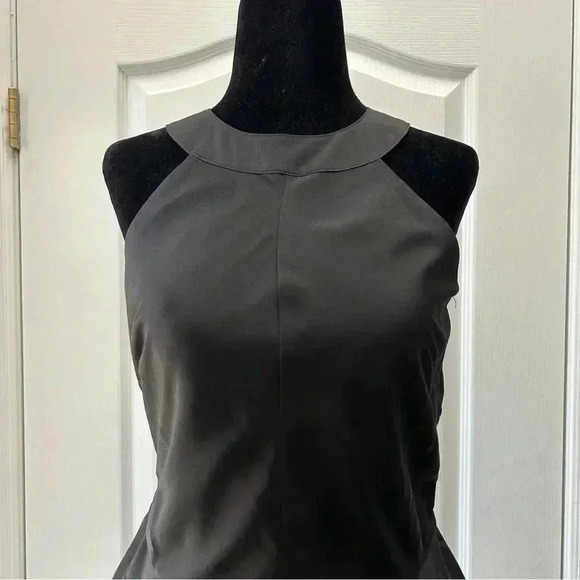 Ricki’s Blouse Sleeveless Peplum Halter Neckline Flowy Top Black Size 0/XS NWT - Picture 5 of 14